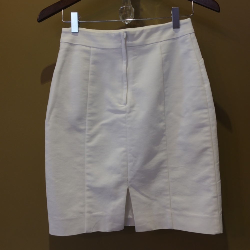Skirt - Picture 2 of 4